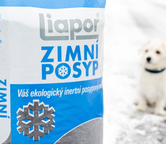 Zimní posyp a tlapky domácích mazlíčků? Sáhněte po ekologických variantách!